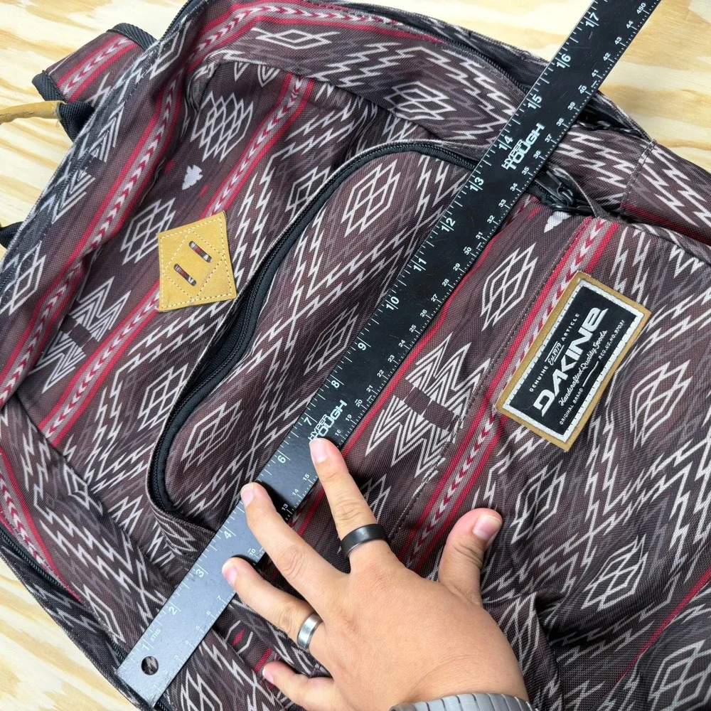Dakine Southwestern Geometric Print Backpack‎ Brown Red Laptop Sleeve 18in